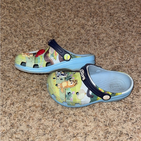 Bluey crocs - Picture 2 of 5
